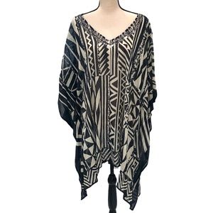 SHIVA DESIGN GEOMETRIC CREAM & BLACK PRINT EMBELLISHED COVERUP